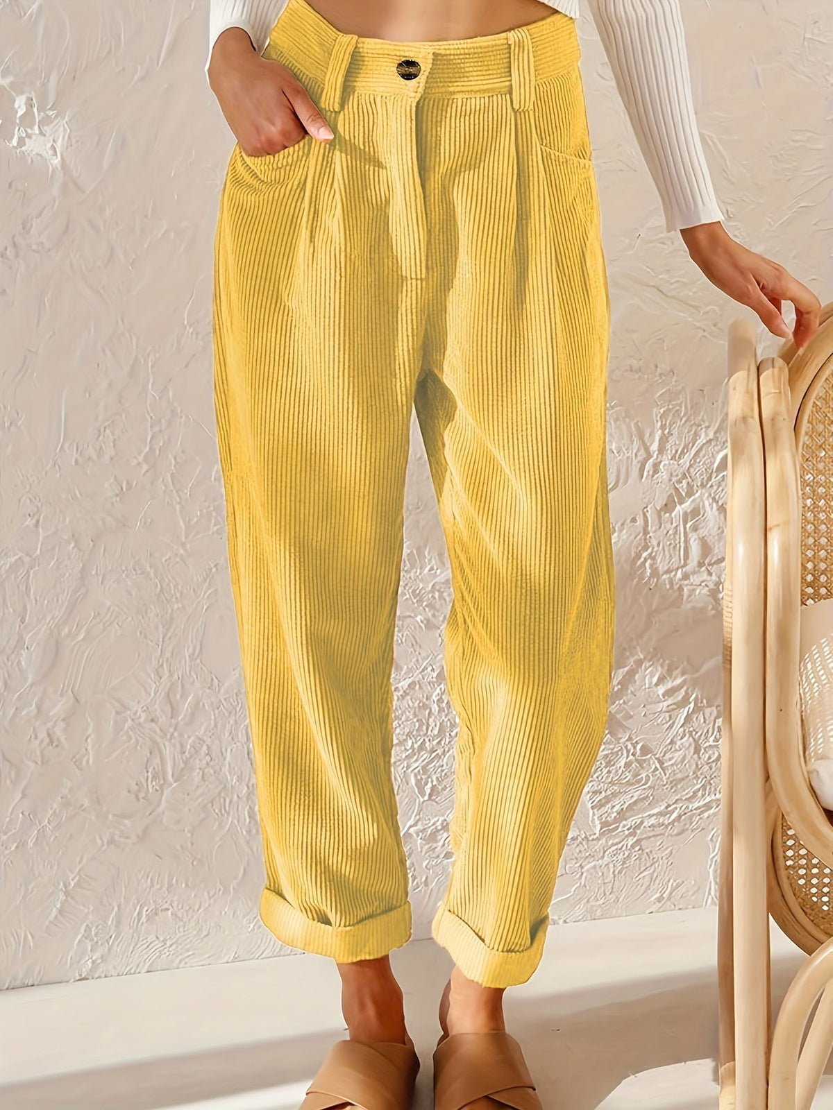 Women’s Casual Corduroy Relaxed Fit Tapered Pants