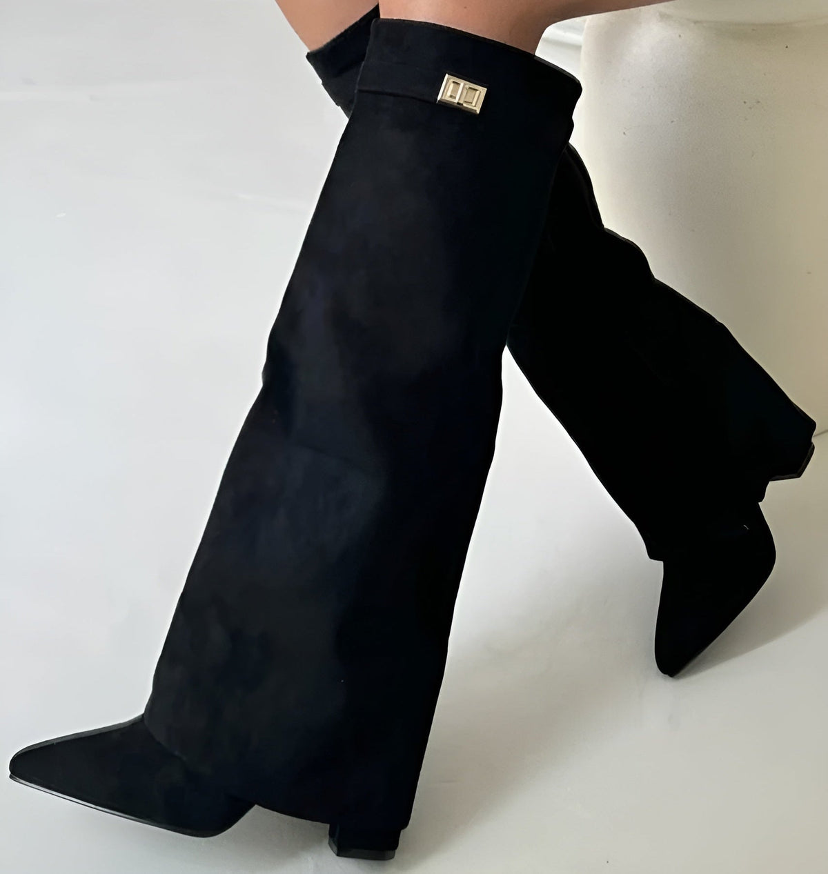 Women's Pointed-Toe Knee-High Boots