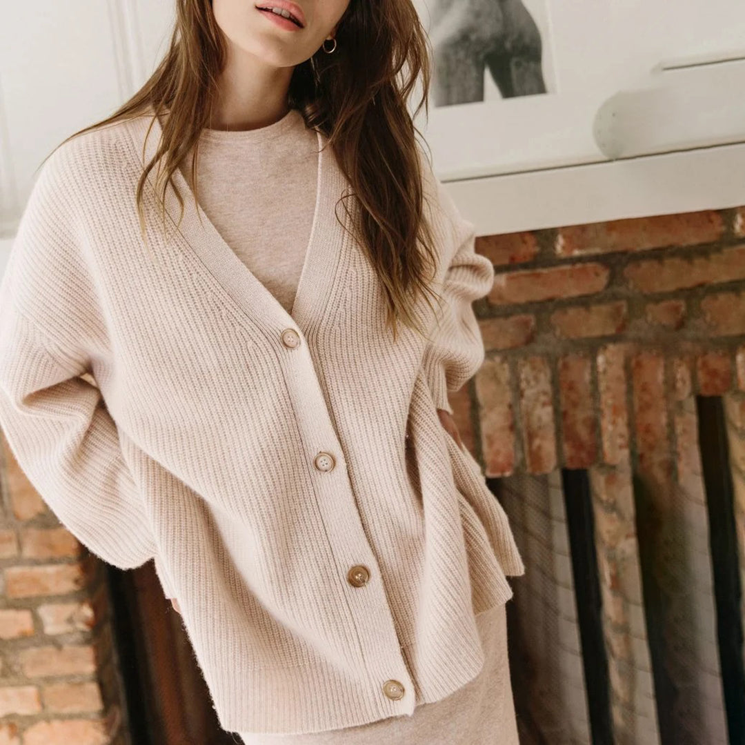 Women’s Oversized Button-Front Knit Cardigan Sweater