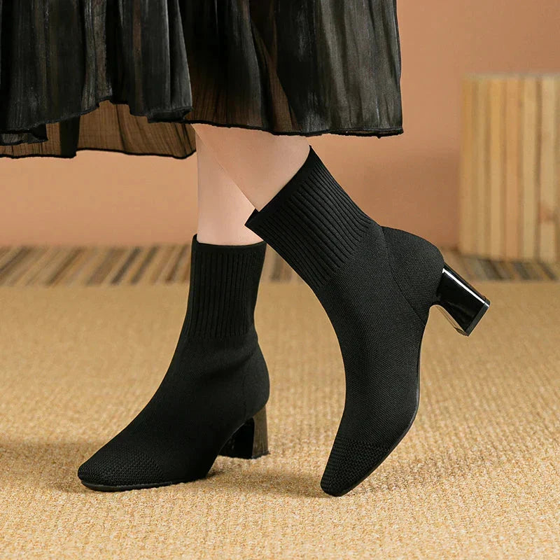 Casual Chic Ankle Boots with Stretch Fit