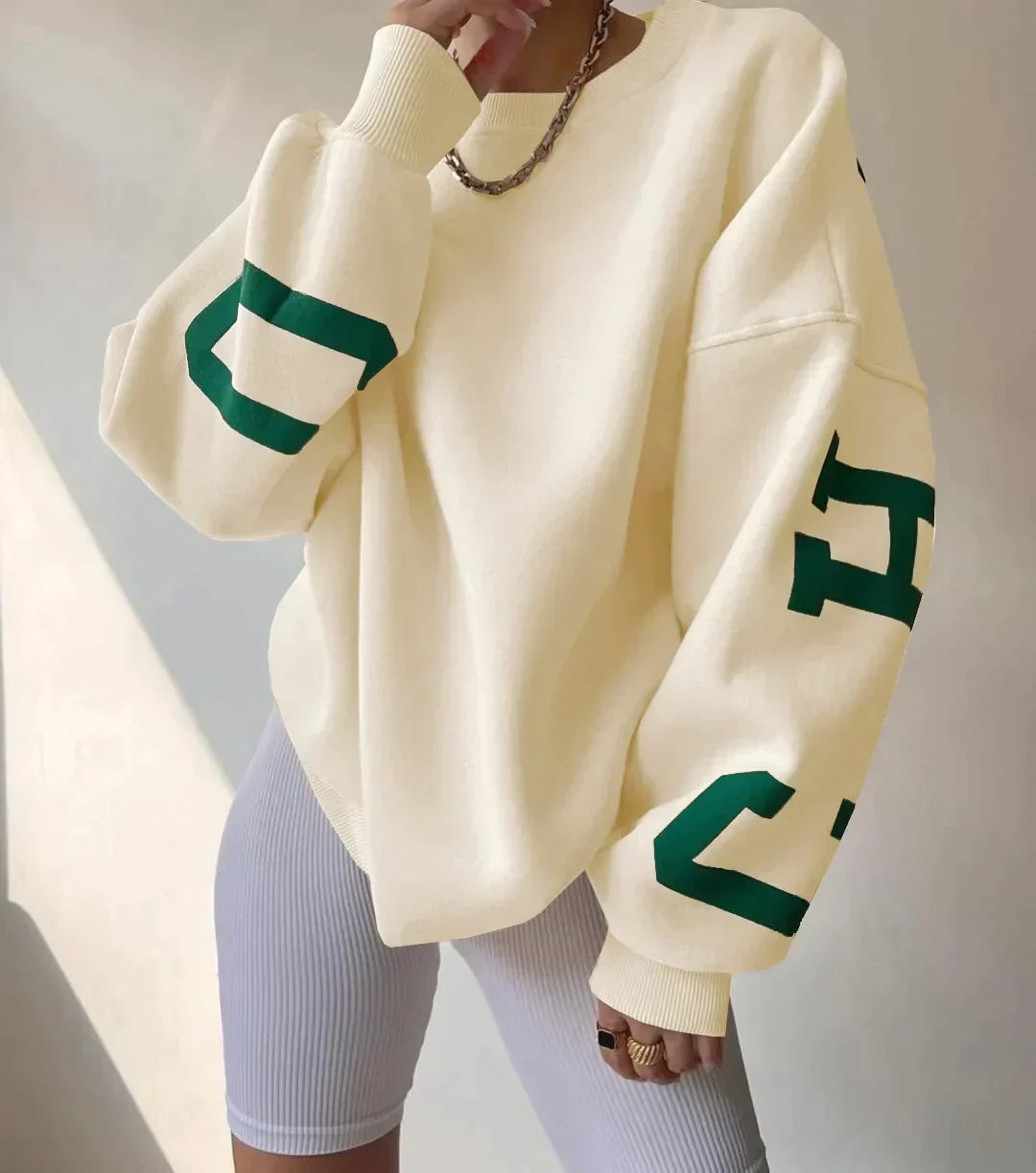 Women's Oversized Graphic Sweatshirt