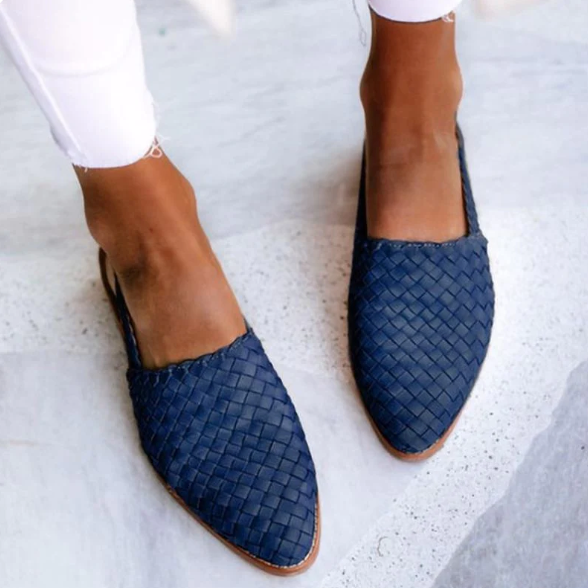 Elegant Woven Pointed Toe Flat Sandals for Women