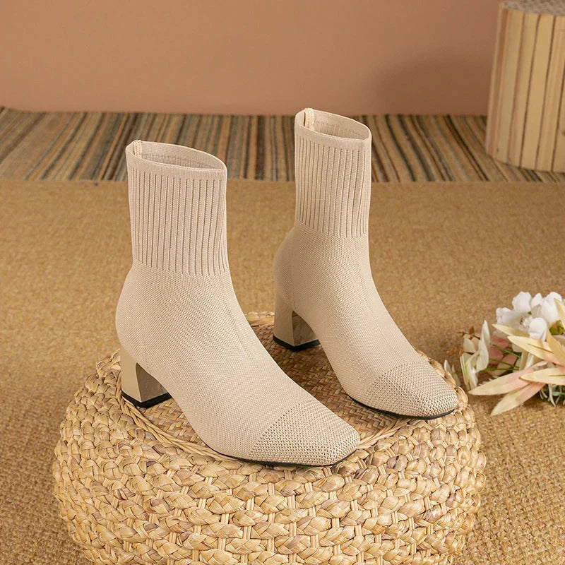 Casual Chic Ankle Boots with Stretch Fit